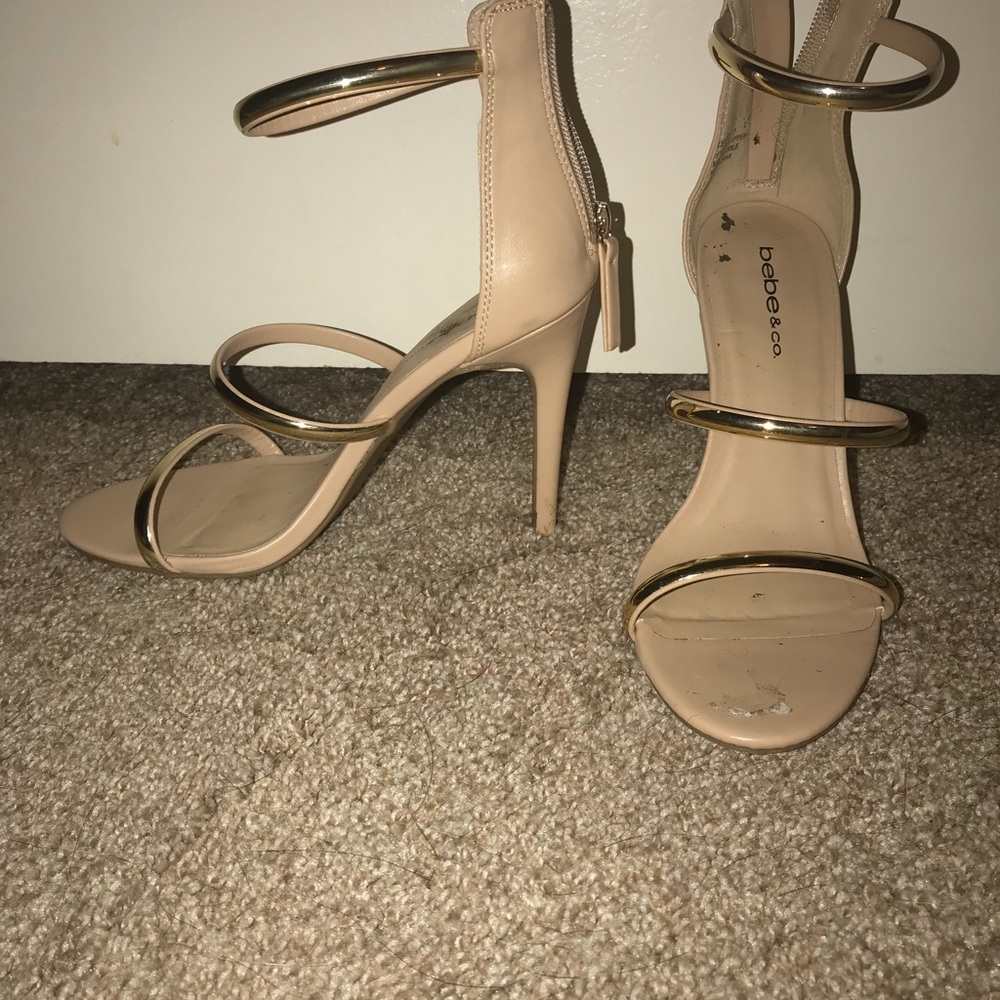 Shoes - Picture 4 of 6